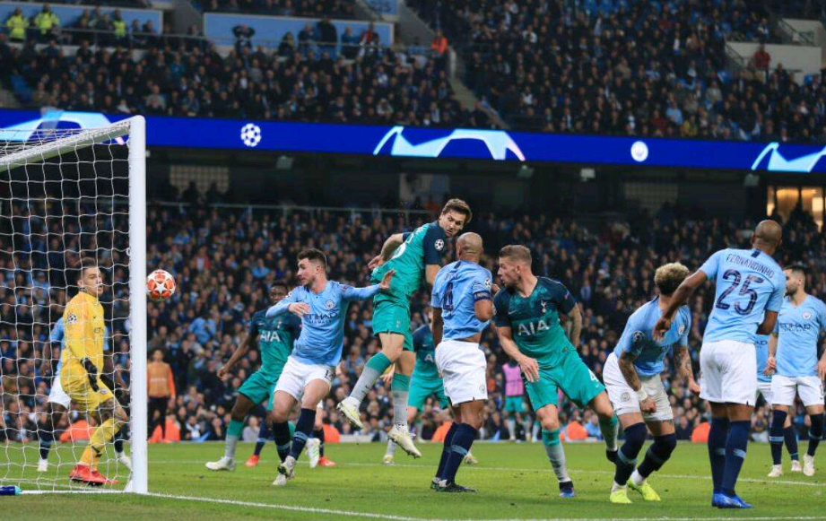  西汉姆联爆冷击败曼城，铁锤帮化身巨人杀手  